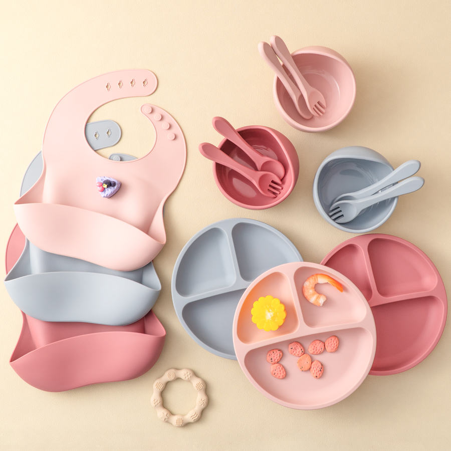 Baby Food Dinner - 5 ชิ้นเด็กซิลิโคนชุดให้อาหารรอบรับประทานอาหารแผ่น Sucker ชามจานสําหรับเด็กทารกกันน้ํา Bib ช้อนชุดอาหารเด็ก